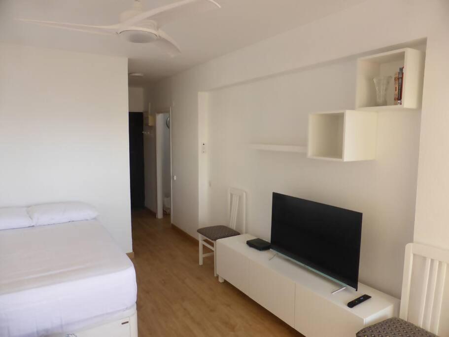 Estudio Nefeli Primera Linea Playa Amazing Views Benalmádena Exterior foto